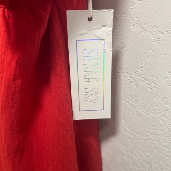 Women’s Red Ruffle Mini Dress NWT - Picture 4 of 6